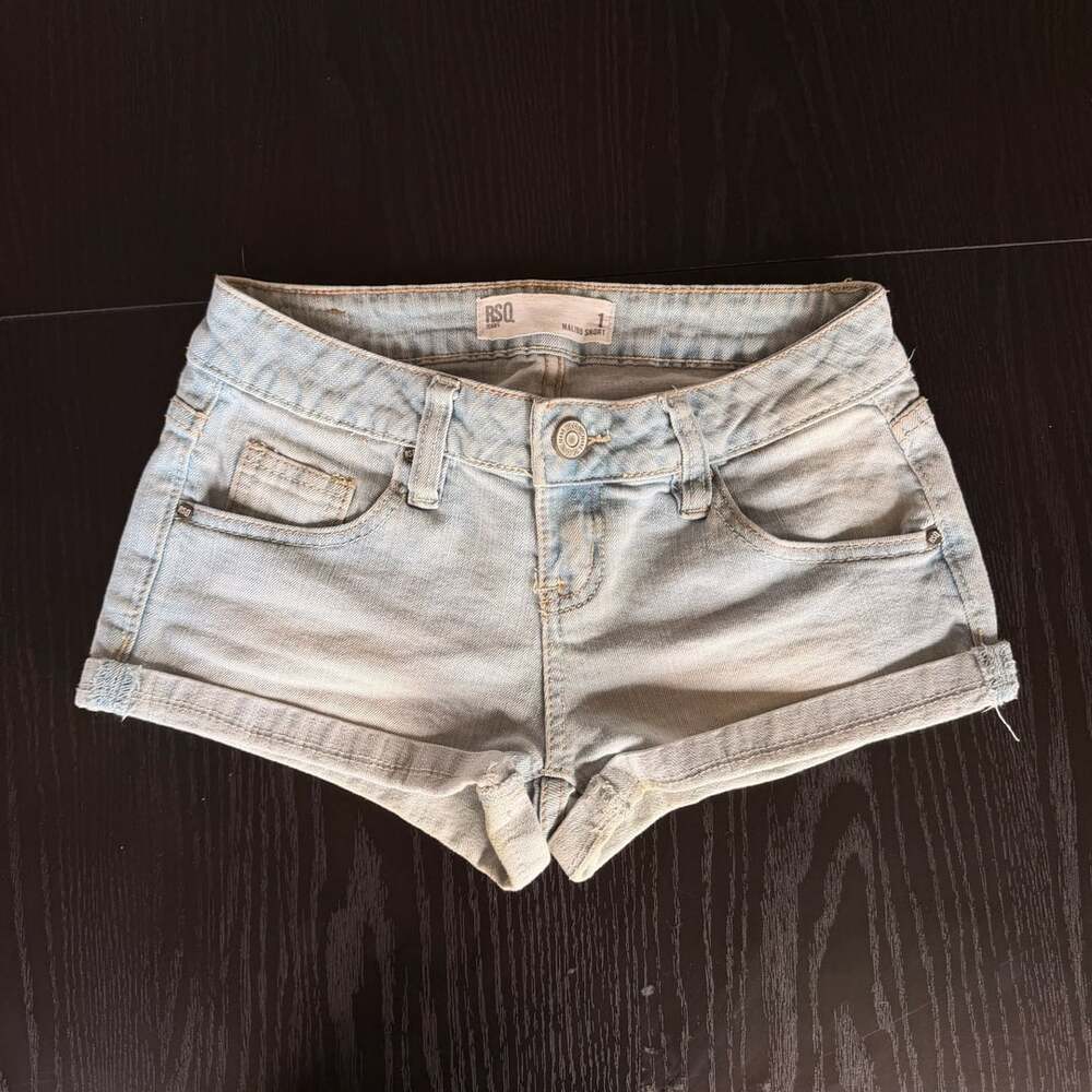 RSQ Jeans Malibu Short Light Wash Cuffed Denim Shorts Size 1